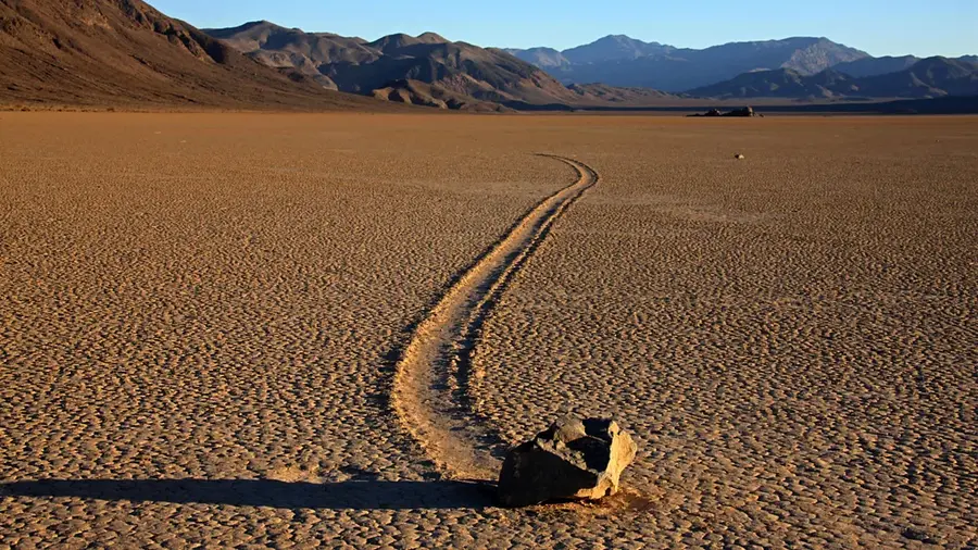 Can the stones sail?